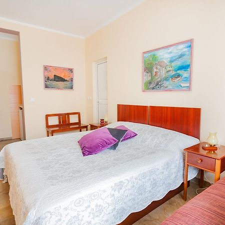 Vongola Apartment Utjeha Ngoại thất bức ảnh