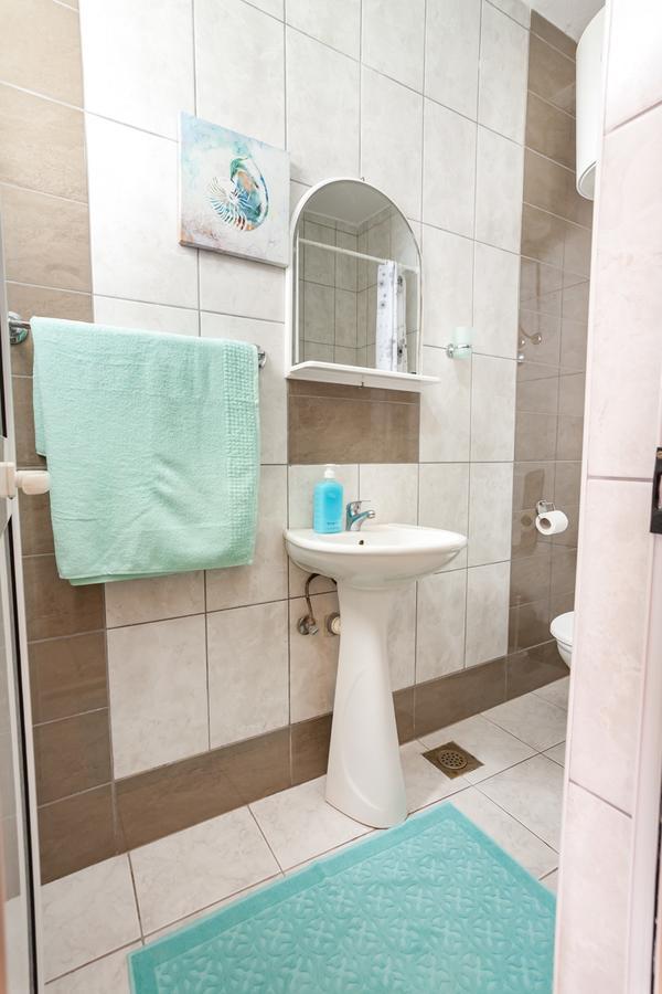 Vongola Apartment Utjeha Ngoại thất bức ảnh
