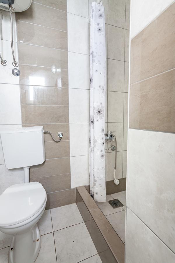 Vongola Apartment Utjeha Ngoại thất bức ảnh